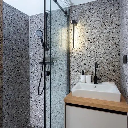 Lavie Loft Brand New Two-level Duplex, 2 Bathrooms 아파트 *
