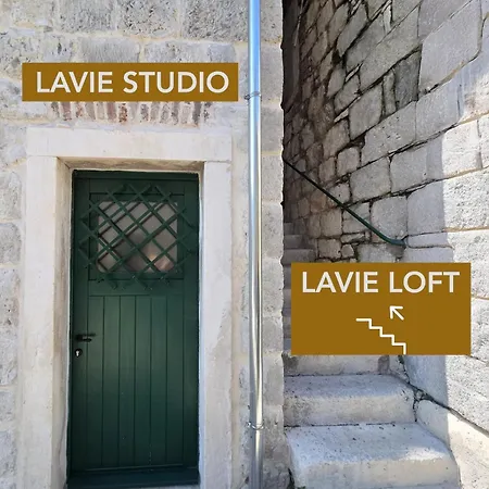 Lavie Loft Brand New Two-level Duplex, 2 Bathrooms *