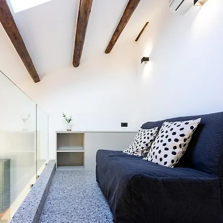 Lavie Loft Brand New Two-level Duplex, 2 Bathrooms